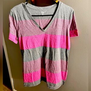 Woman V neck Striped T shirt